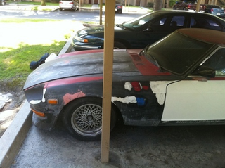 Illustration for article titled For $5,000, This Turbo 240Z Does a Striptease